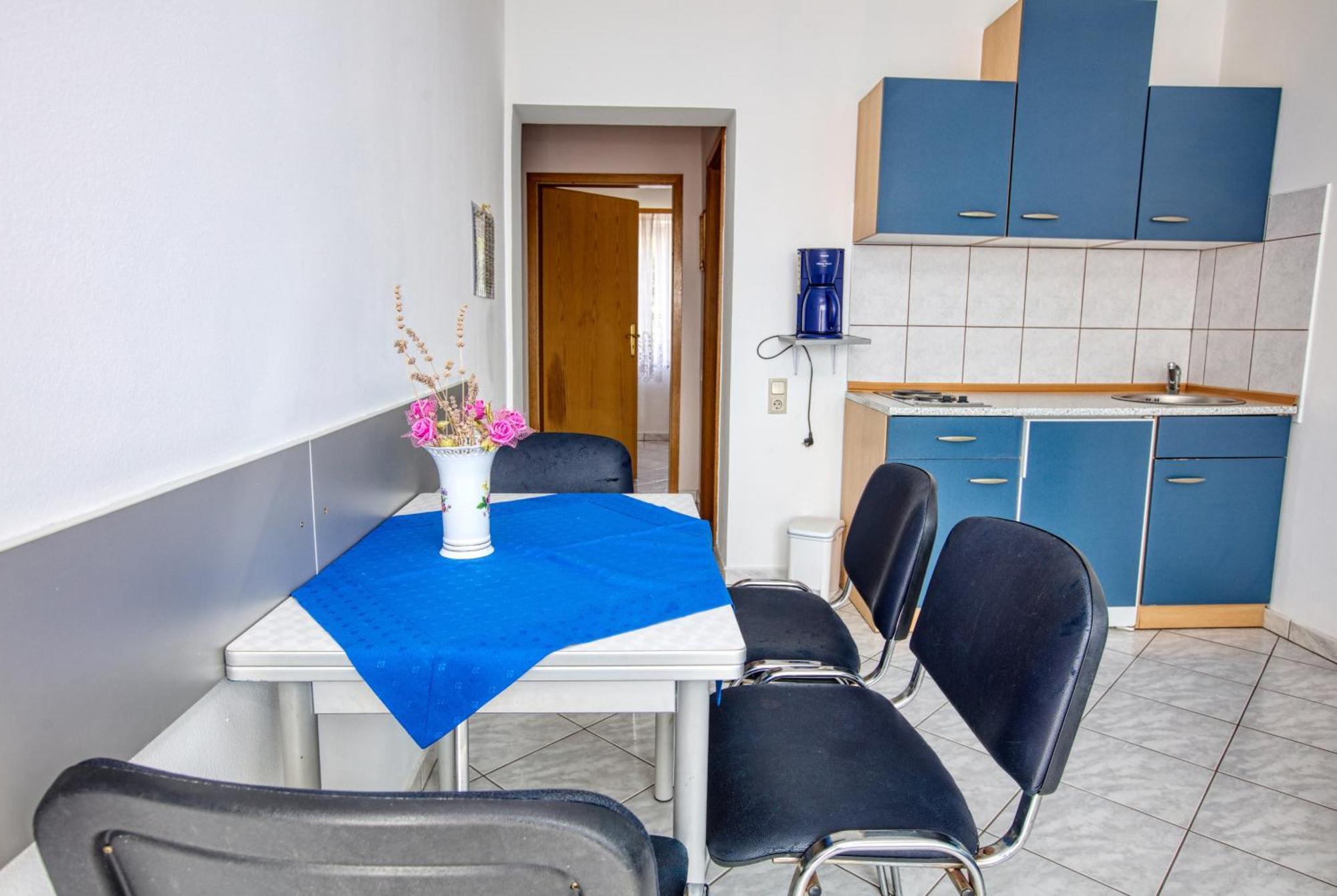 Apartments With A Parking Space Vodice - 6178 Phòng bức ảnh