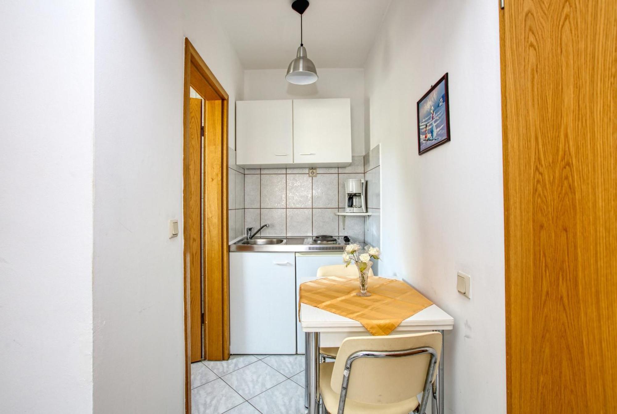 Apartments With A Parking Space Vodice - 6178 Phòng bức ảnh