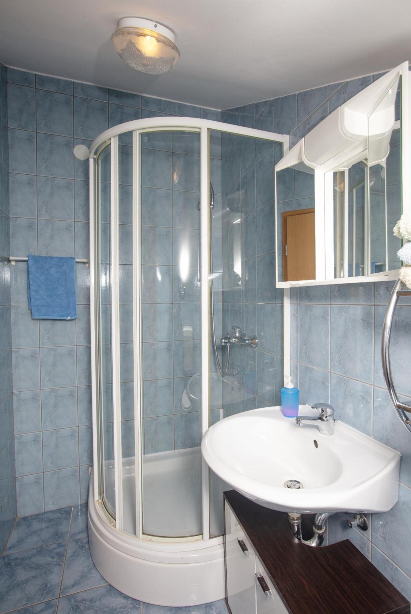 Apartments With A Parking Space Vodice - 6178 Phòng bức ảnh